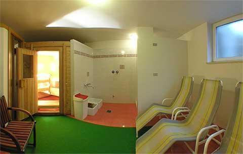 Hotel Villa Mozart Pozza di Fassa Esterno foto
